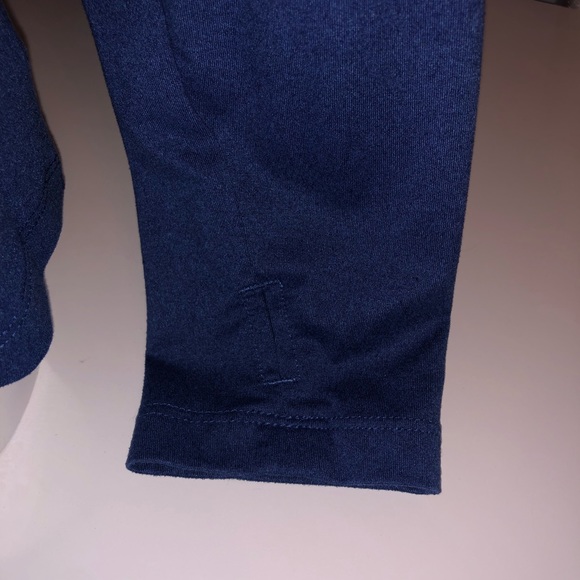 SOLD!!! Reebok T-Shirt M - Picture 2 of 5